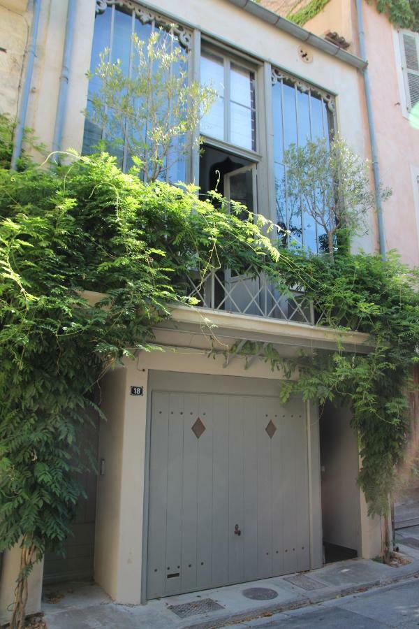 Le Studio De L'Atelier D'Artiste Apartment Avignon Exterior photo